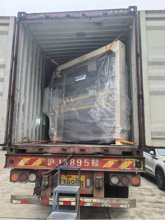 Șase containere au fost expediate la Knauf. Companiile mari au încredere în calitatea Sihua; suntem rapizi si eficienti.